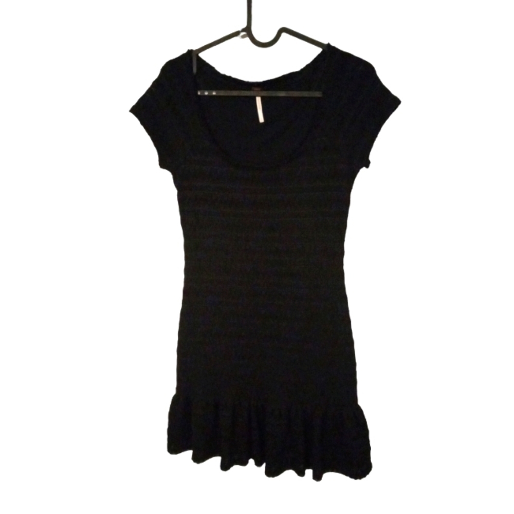 Free People Cozy Day Knit Black Flounce Cap Slve. Ruffle Hem BoHo Mini Dress  S